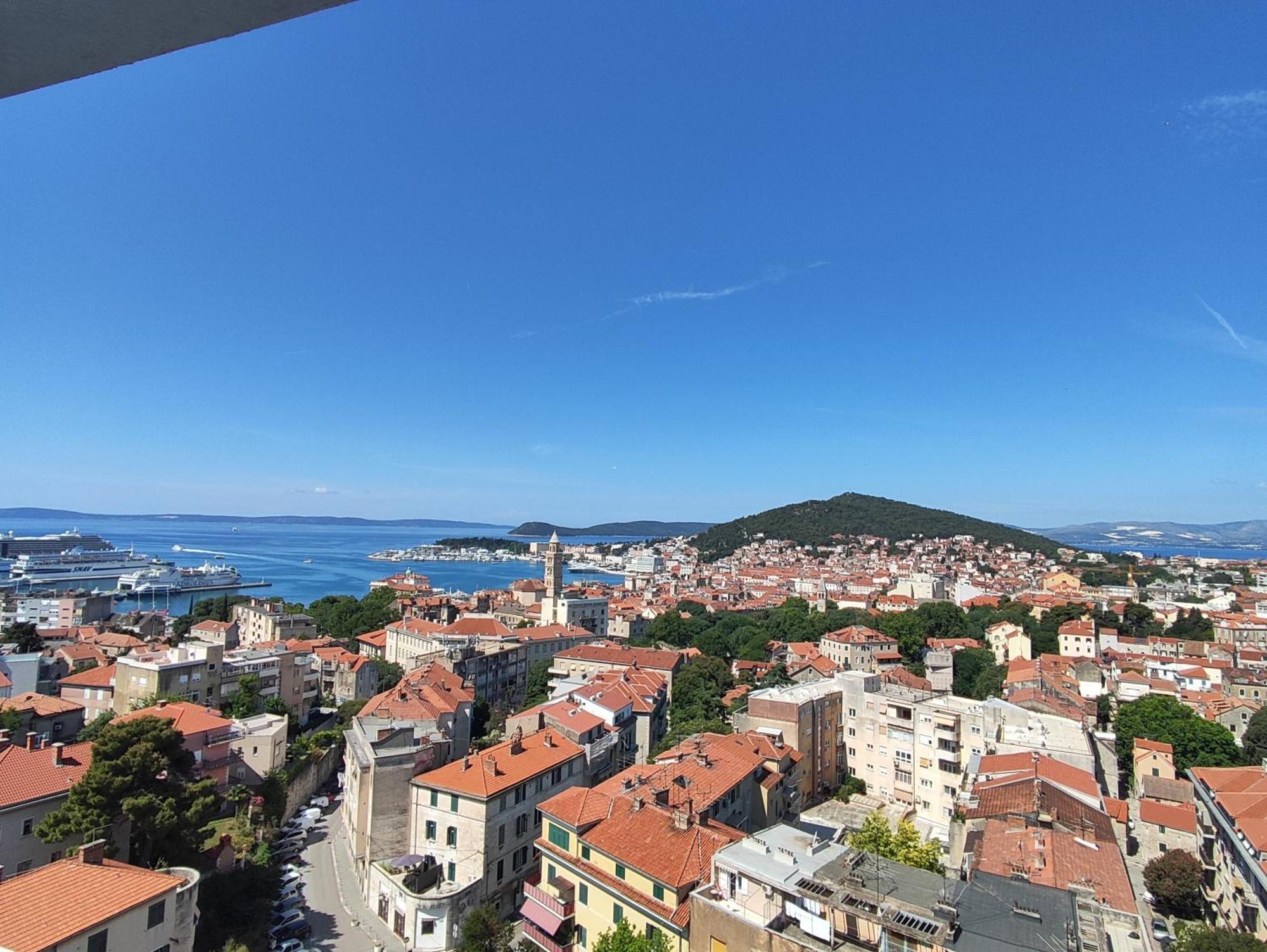 Astonishing View Split Exterior photo